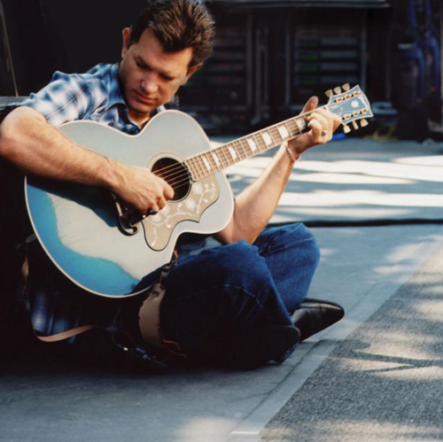 Chris Isaak 1003