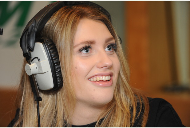 Ella Henderson 1000