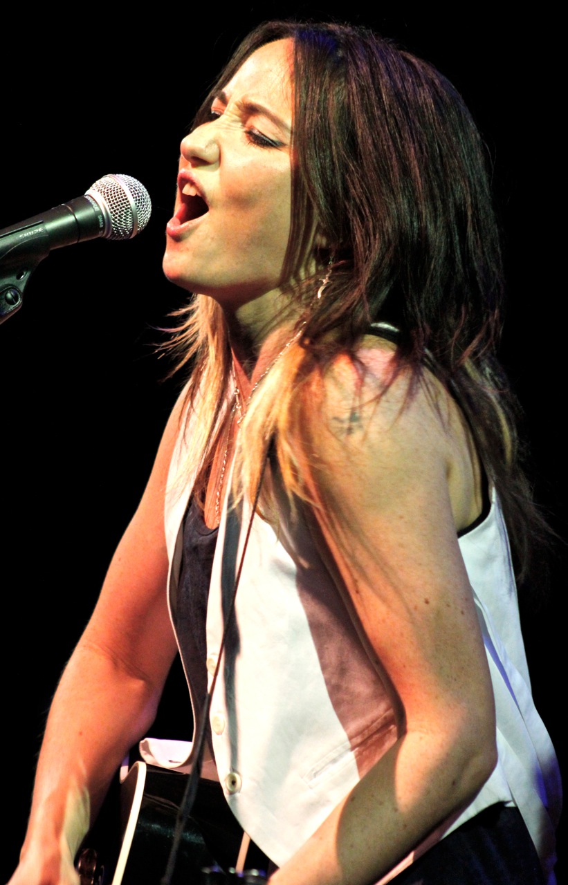 Kt Tunstall 1008