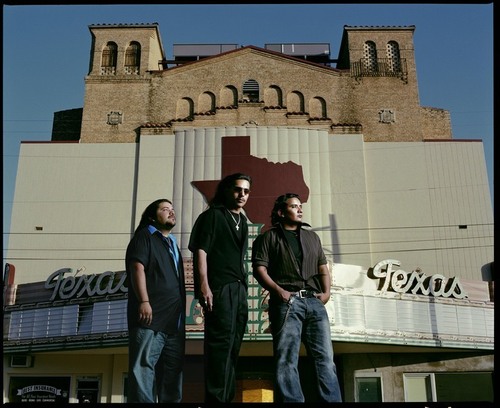 Los Lonely Boys 1001