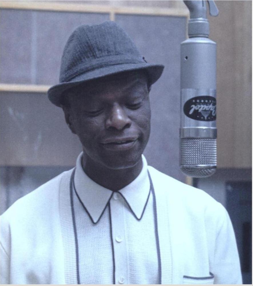 NAT KING COLE HOLIDAY SONGS 1004