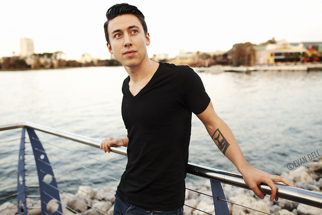 Noah Gundersen 1002