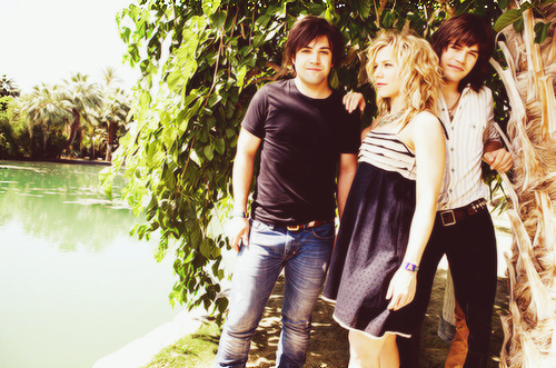 The Band Perry 1008