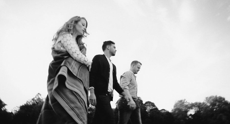 THE LONE BELLOW 1006