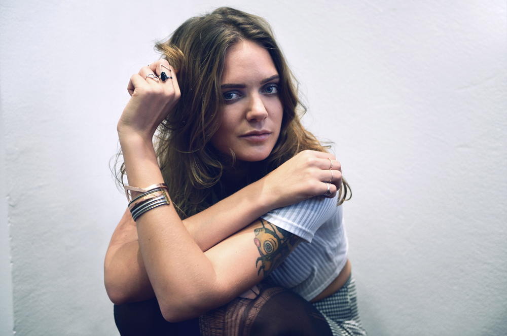 TOVE LO 1006