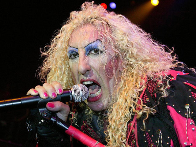 TWISTED SISTER 1005