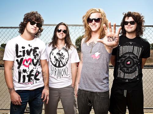 WE THE KINGS 1001