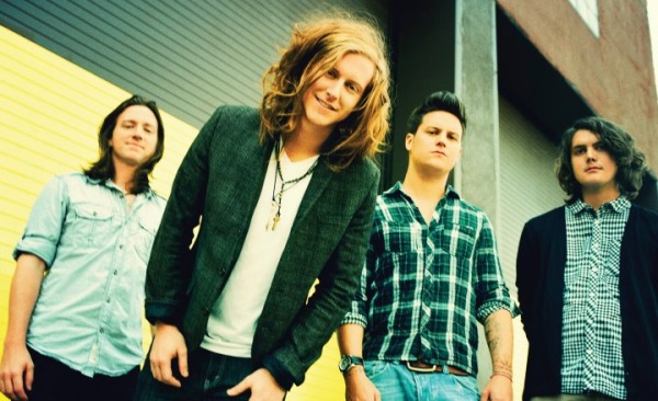 WE THE KINGS 1005