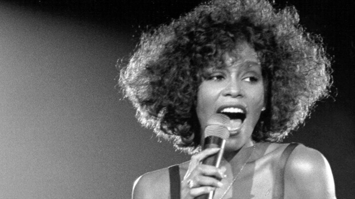 WHITNEY HOUSTON 1004