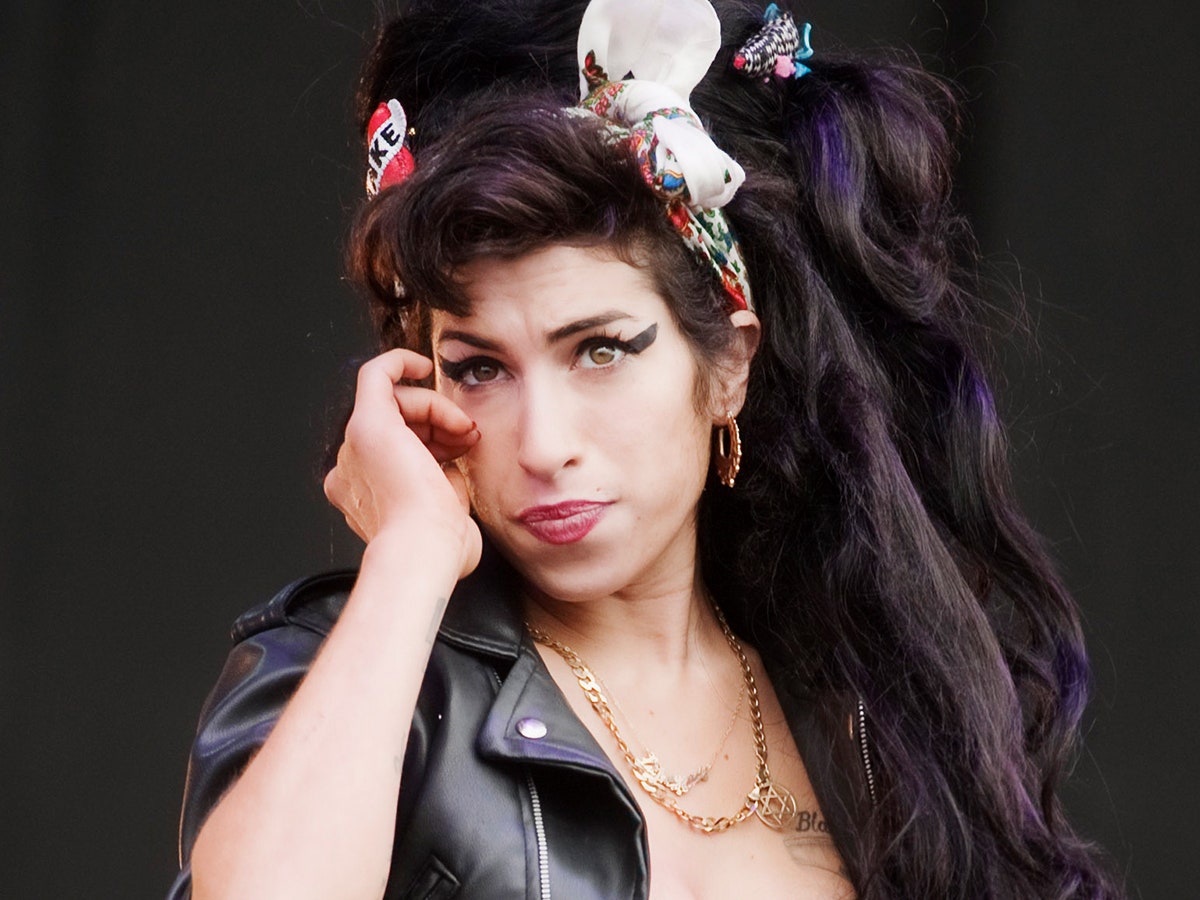 AMY WINEHOUSE  