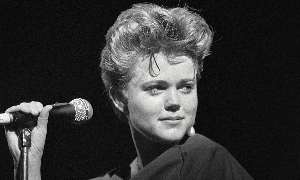 BELINDA CARLISLE  