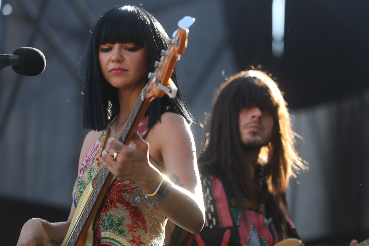 KHRUANGBIN 1003