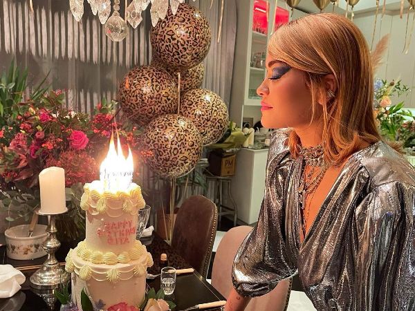 Rita Ora özür diledi