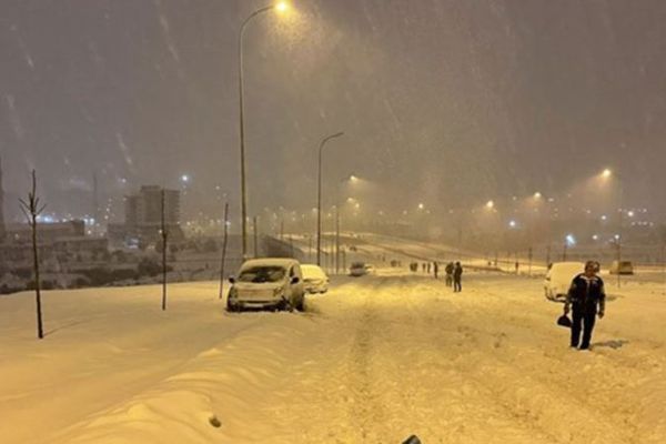 AFADdan kar uyarısı: Zorunlu olmadıkça yola çıkmayın