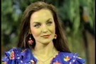 CRYSTAL GAYLE - 33 - INTERVIEW - 4-25-84