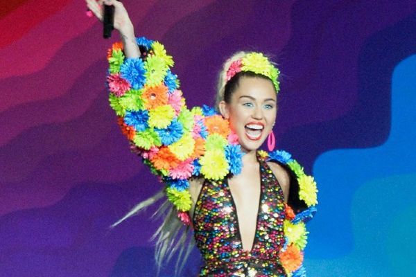 Miley Cyrus turneye hazır !