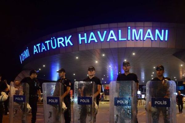 Atatürk Havalimanında terör saldırısı
