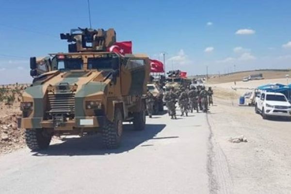 Türk askeri Menbiçin dış mahallelerine girdi