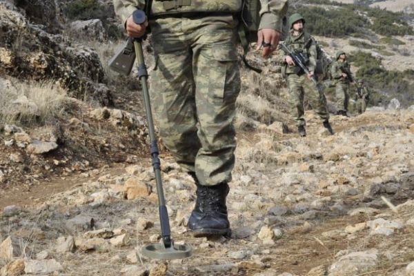 Zeytin Dalı harekat bölgesinde 1 asker şehit