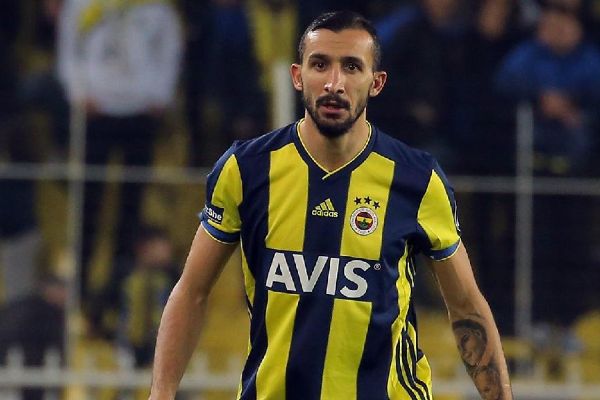 Fenerbahçe Mehmet Topal ile yollarını ayırdı