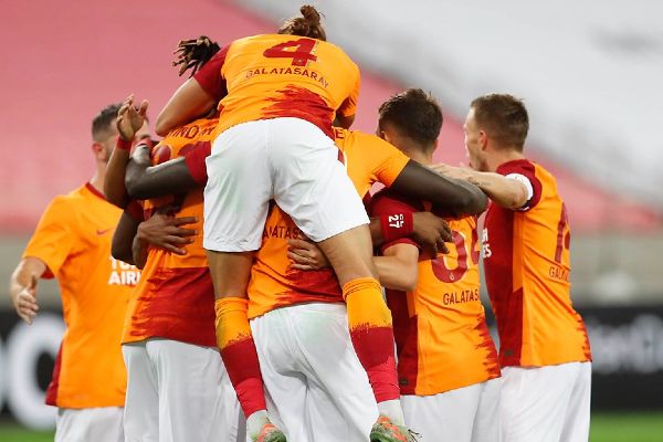 Galatasaray UEFA Avrupa Liginde bir üst turda