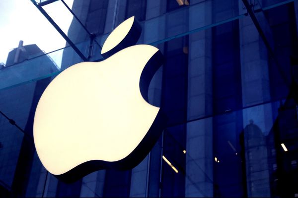 Apple, iPhonelarda ve Maclerdeki hataları kabul etti