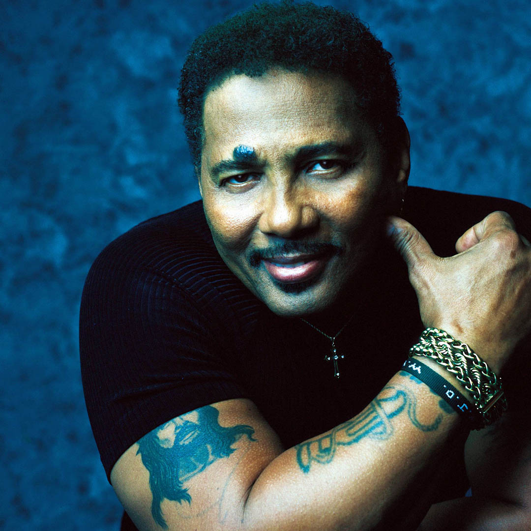 Aaron Neville 1005