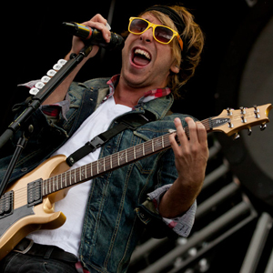 Alex Gaskarth 1004