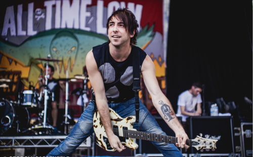 Alex Gaskarth 1009