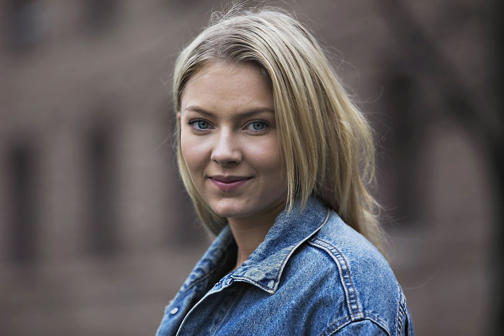 ASTRID S 1001