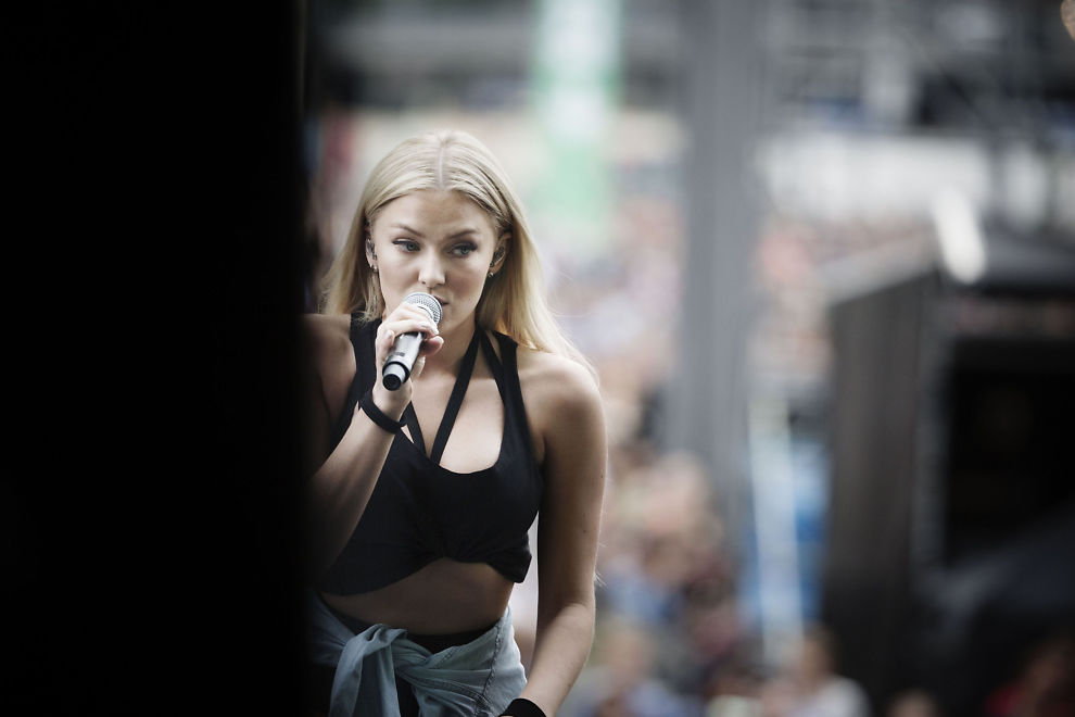 ASTRID S 1002