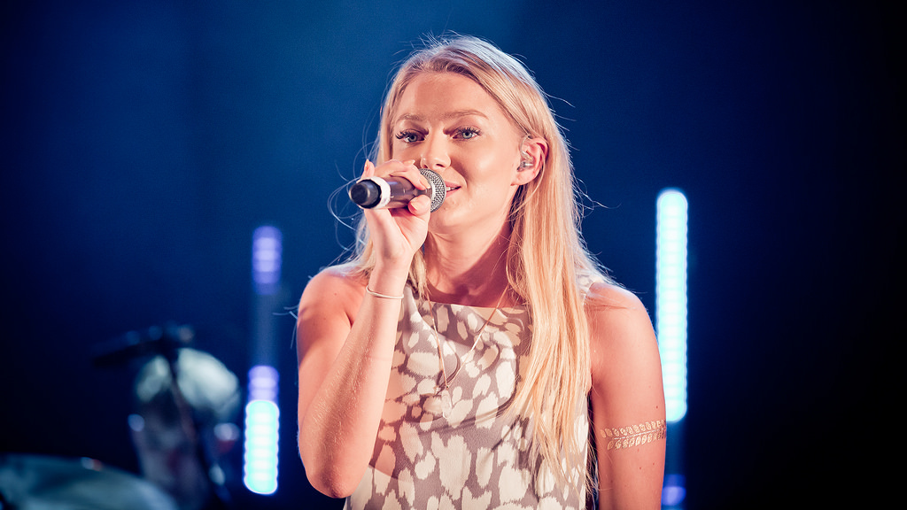 ASTRID S 1003