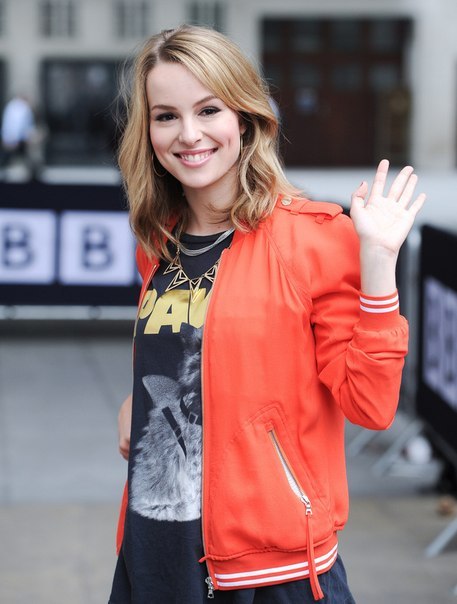 Bridgit Mendler 1000