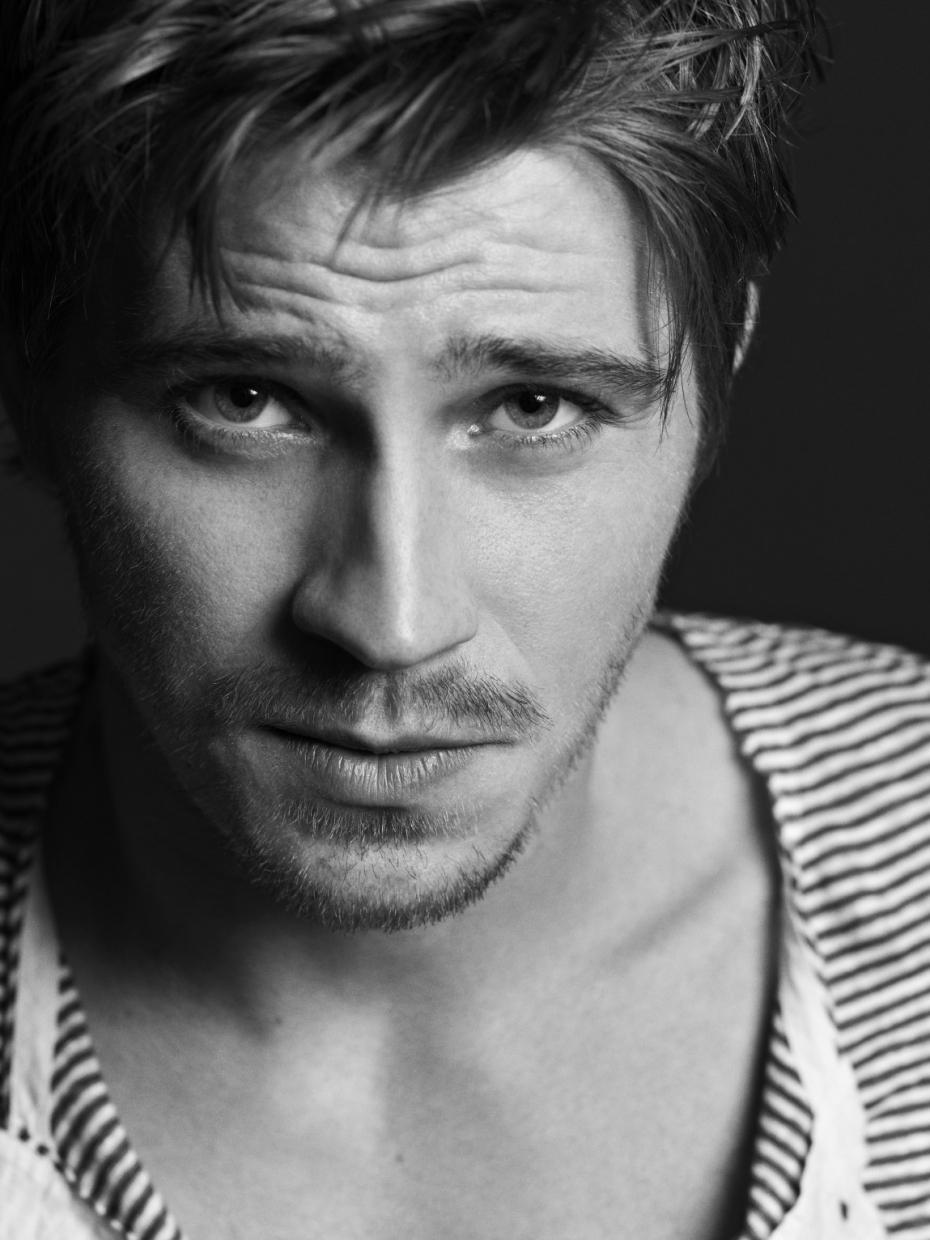 Garrett Hedlund 1002