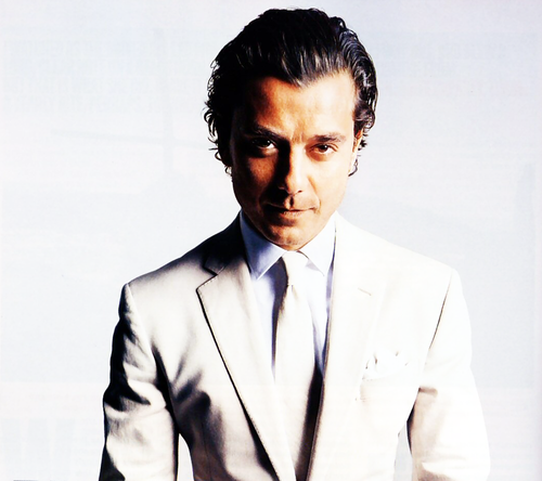 Gavin Rossdale 1007