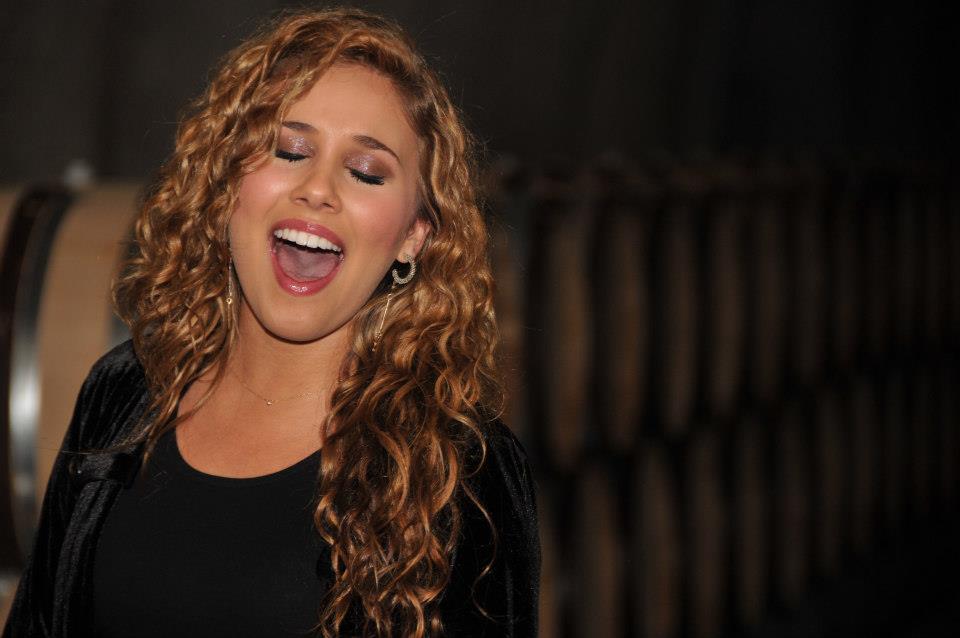 HALEY REINHART 1004