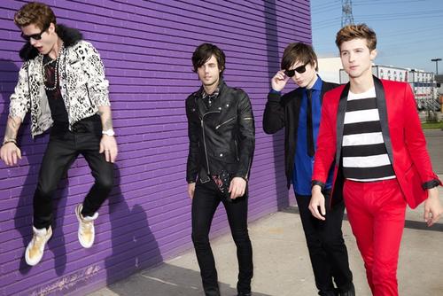 Hot Chelle Rae 1004