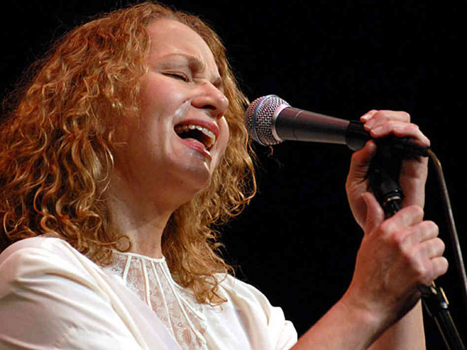 Joan Osborne 1009