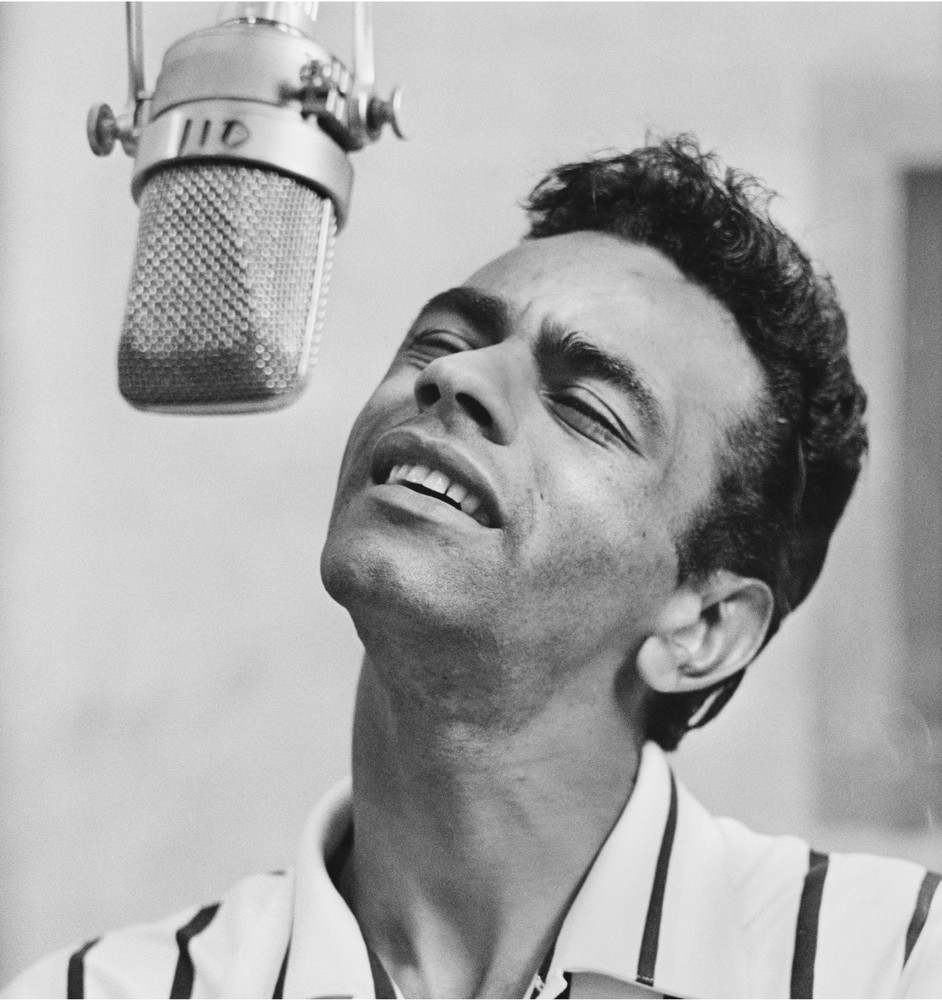 JOHNNY MATHIS HOLIDAY SONGS 1003