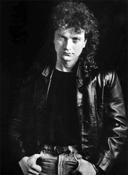 Lou Gramm 1004