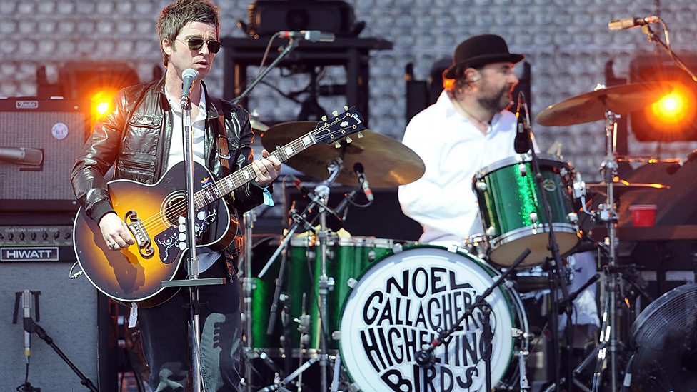 NOEL GALLAGHERS HIGH FLYING BIRDS 1005