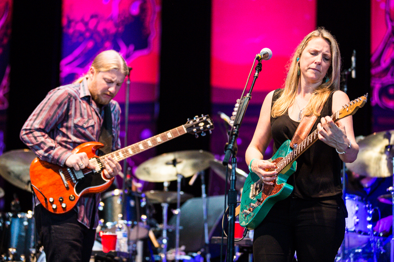 TEDESCHI TRUCKS BAND 1003