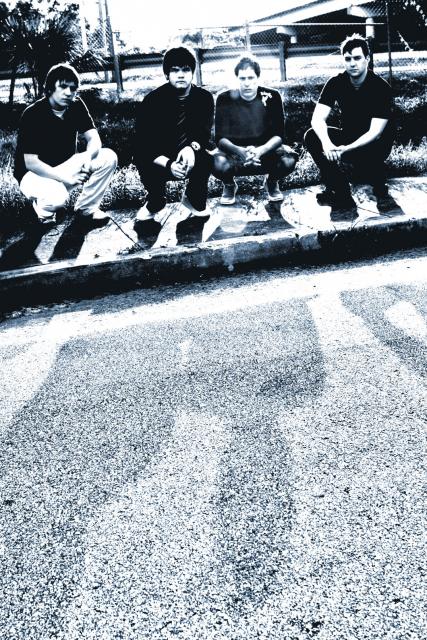 THE SPILL CANVAS 1002