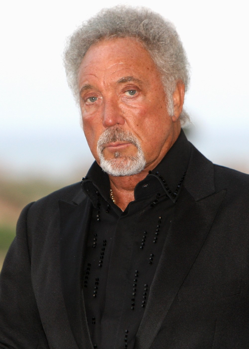 TOM JONES 1004