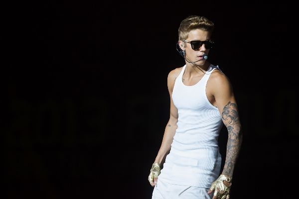 Justin Biebera 2 milyon dolarlık porno film teklifi !