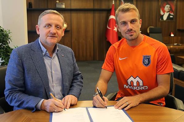 Mert Günok, Medipol Başakşehire imza attı