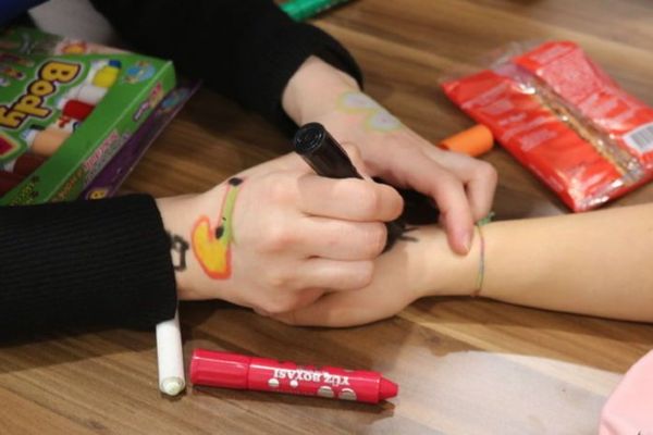 Depremzede çocuklar için 283 bin koruyucu aile başvurusu
